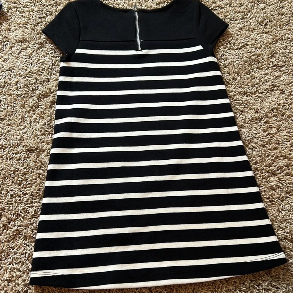 Girls summer/spring dress all in size 4/4T no stains - Picture 10 of 11